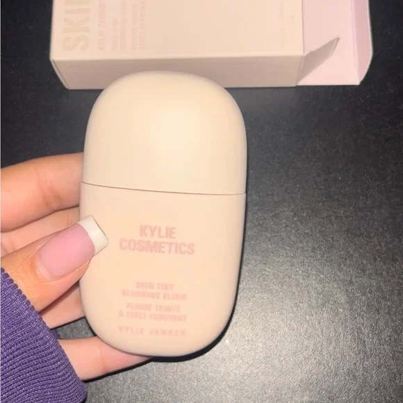 Sold - Picture 2 of 4